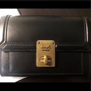 Authentic Coach New York Wallet 👜